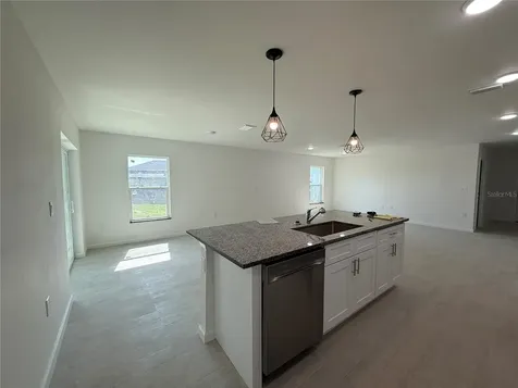 4252 Sunburst Avenue North Port FL 34286