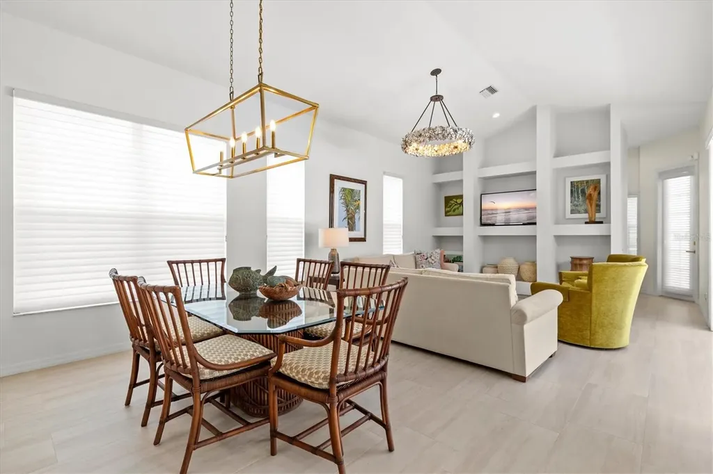 7857 Wilton Crescent Circle University Park FL 34201