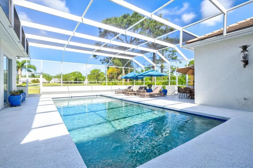7857 Wilton Crescent Circle University Park FL 34201