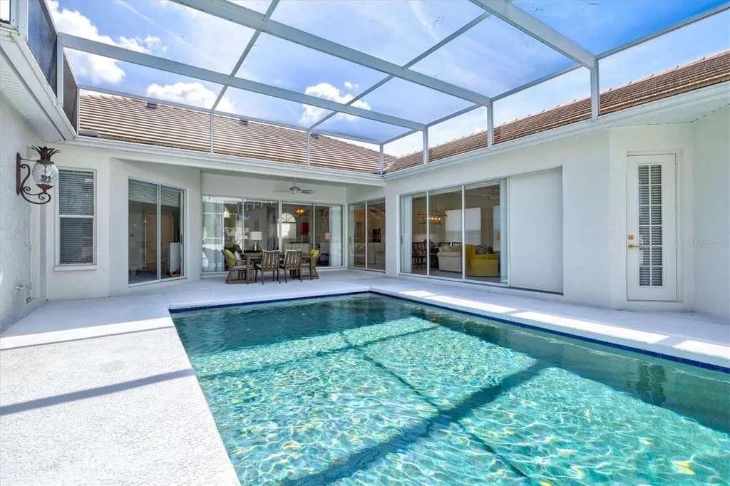7857 Wilton Crescent Circle University Park FL 34201
