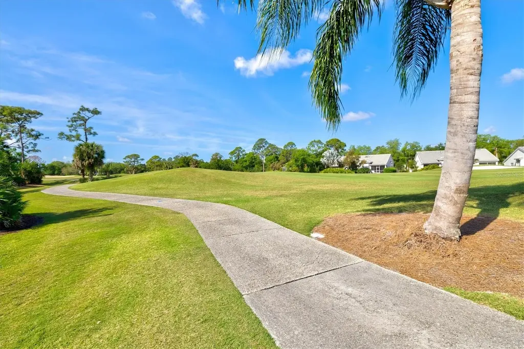 7857 Wilton Crescent Circle University Park FL 34201