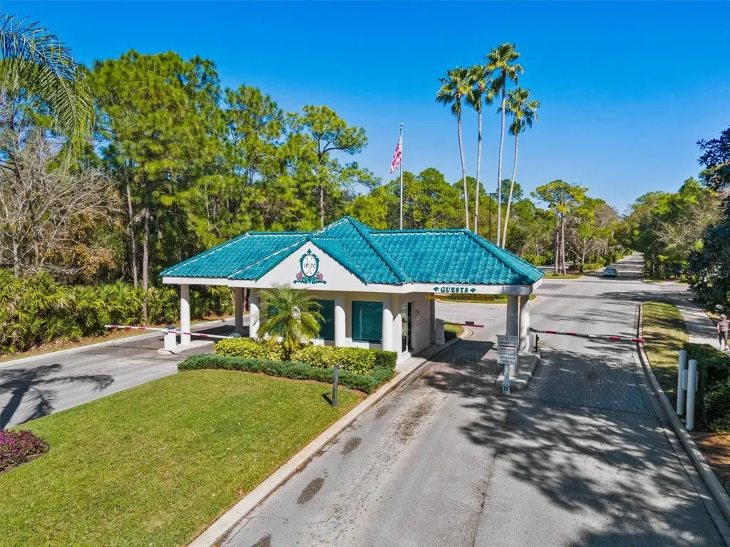 7857 Wilton Crescent Circle University Park FL 34201
