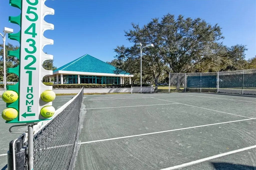 7857 Wilton Crescent Circle University Park FL 34201