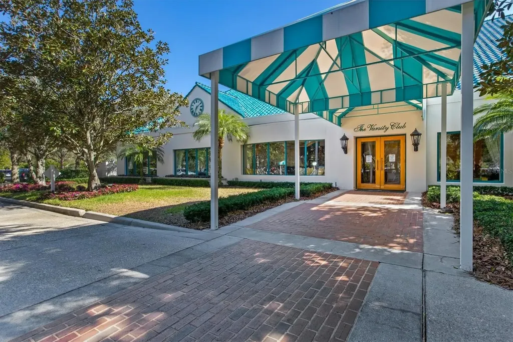 7857 Wilton Crescent Circle University Park FL 34201