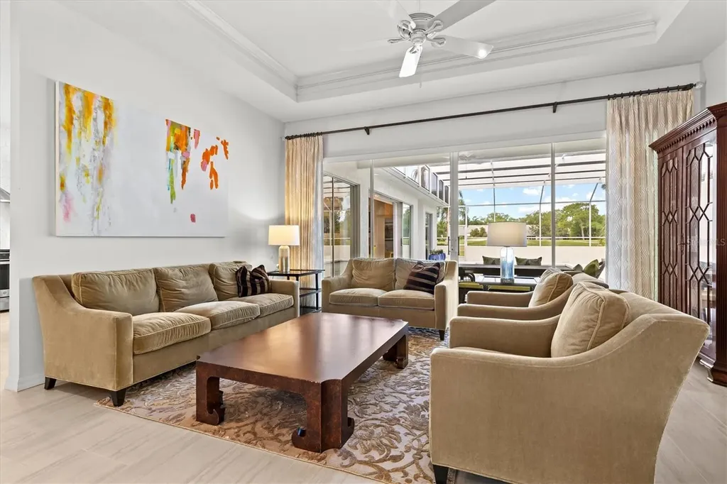 7857 Wilton Crescent Circle University Park FL 34201