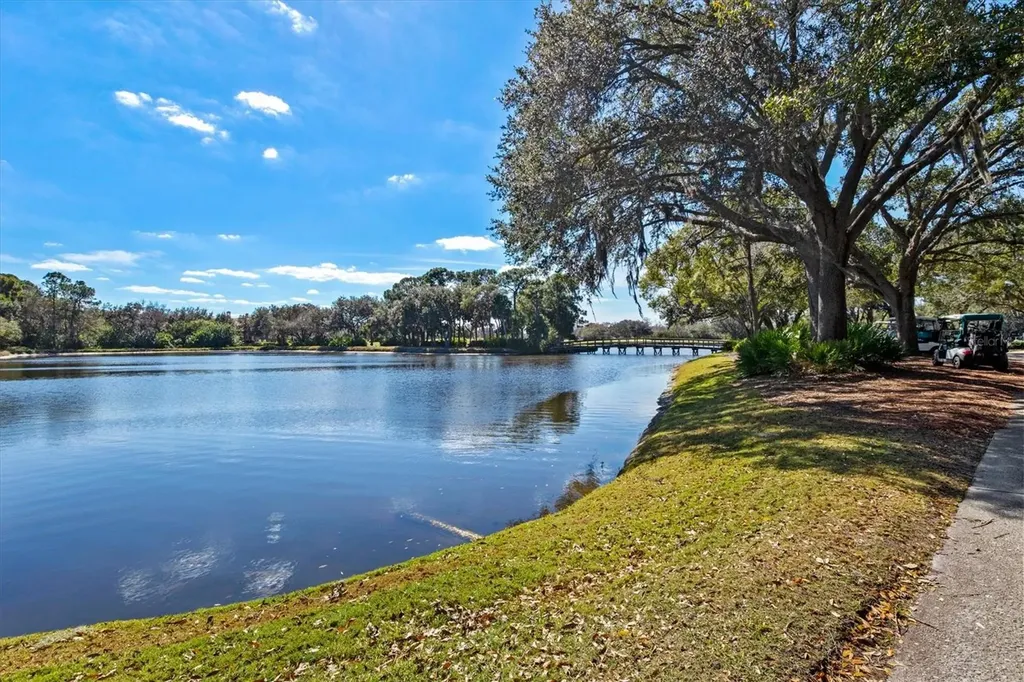 7857 Wilton Crescent Circle University Park FL 34201