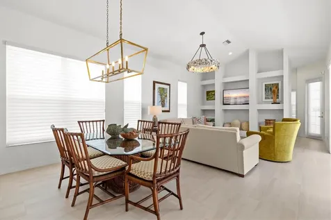 7857 Wilton Crescent Circle University Park FL 34201