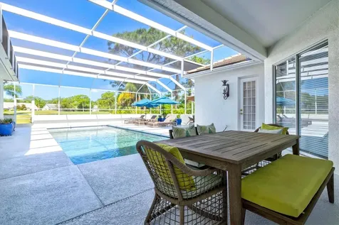 7857 Wilton Crescent Circle University Park FL 34201