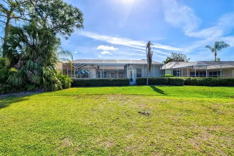 7857 Wilton Crescent Circle University Park FL 34201