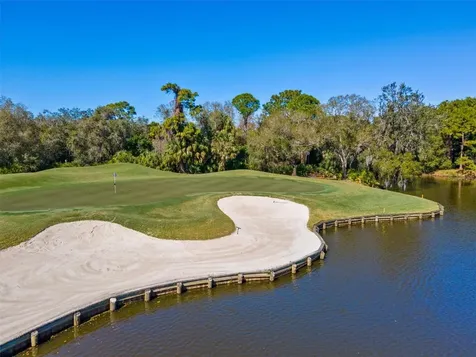 7857 Wilton Crescent Circle University Park FL 34201