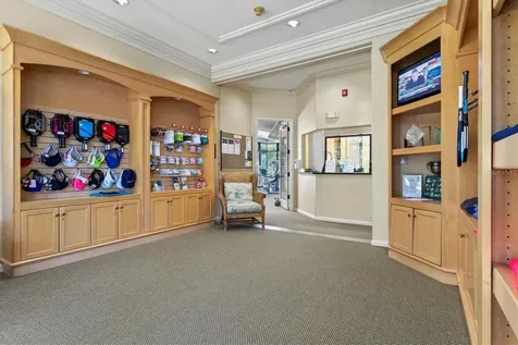 7857 Wilton Crescent Circle University Park FL 34201