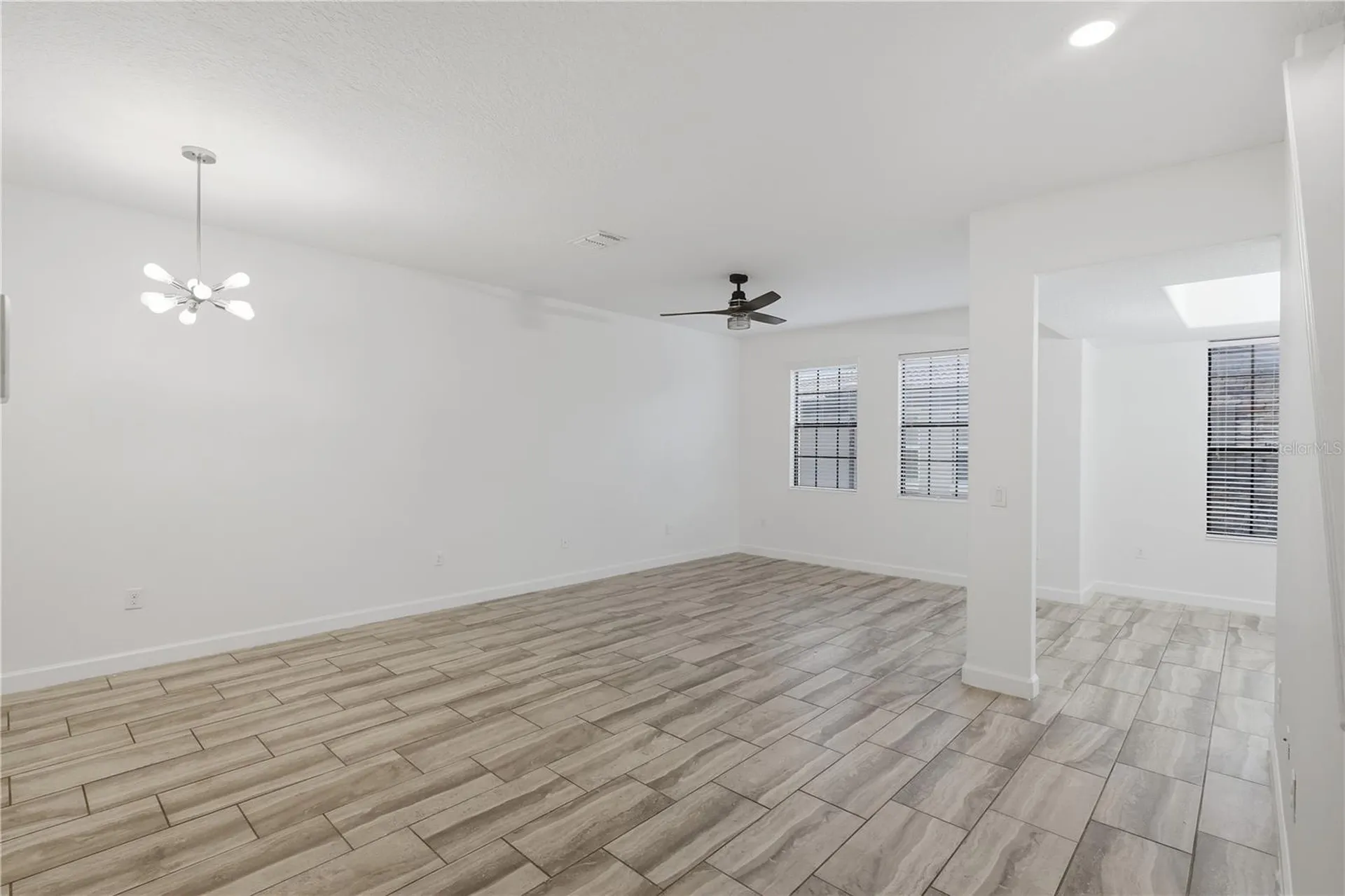 1341 Shinnecock Hills Drive Davenport FL 33896