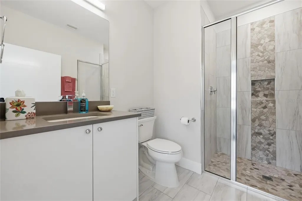 5016 SW 34th Place Gainesville FL 32608