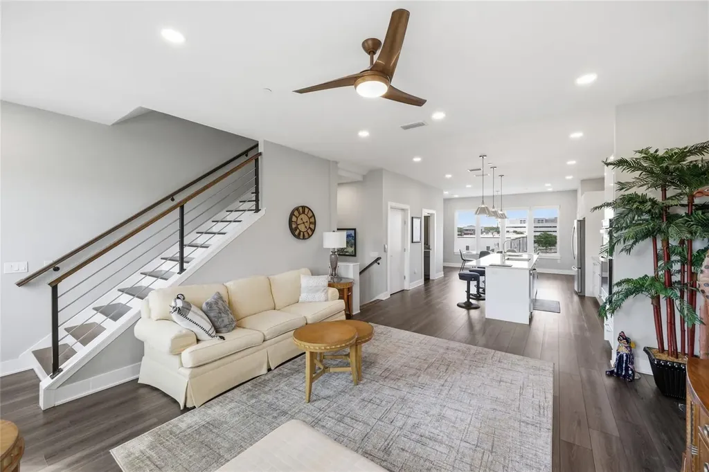 5016 SW 34th Place Gainesville FL 32608