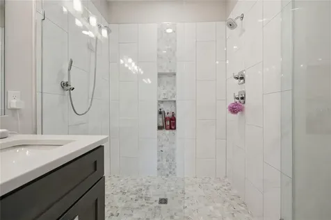 5016 SW 34th Place Gainesville FL 32608