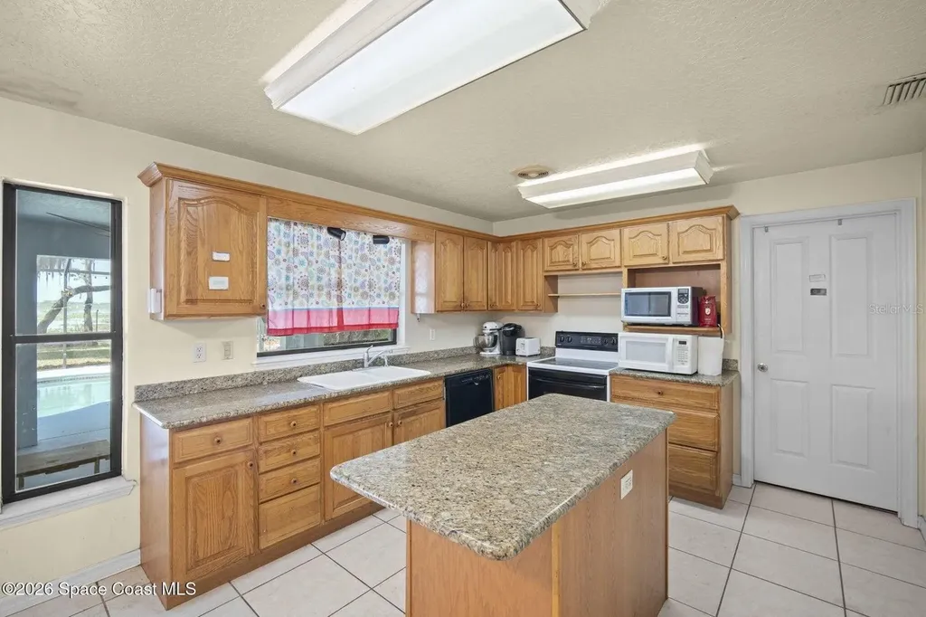 130 N Carpenter Road Titusville FL 32796