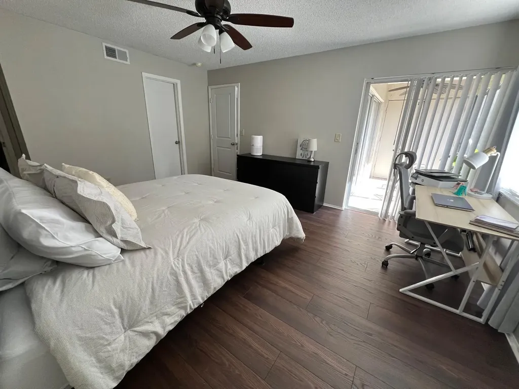 102 Palmetto Court Oldsmar FL 34677