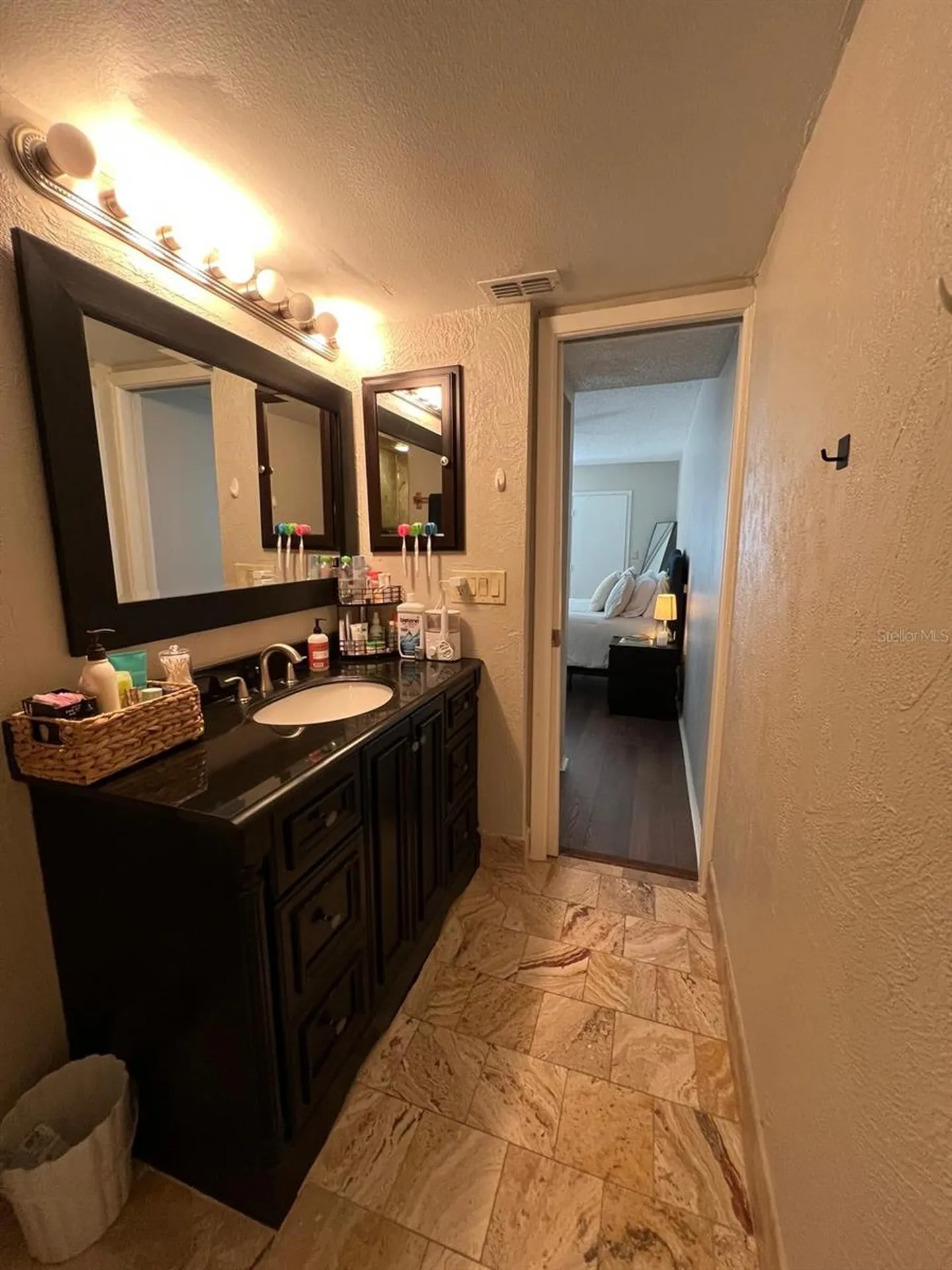 102 Palmetto Court Oldsmar FL 34677