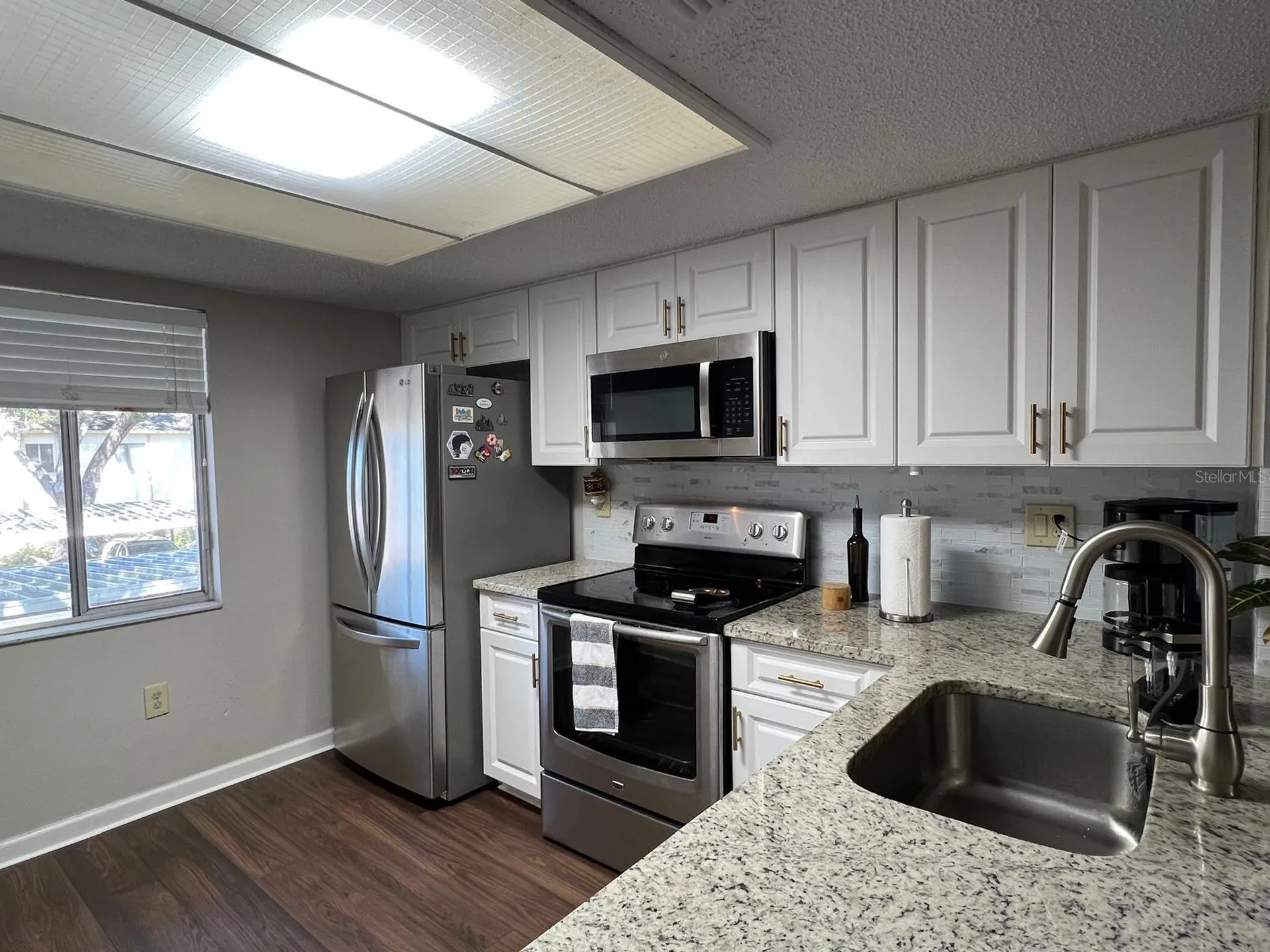102 Palmetto Court Oldsmar FL 34677