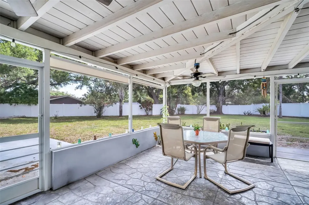 2796 Forest Parkway S Largo FL 33771