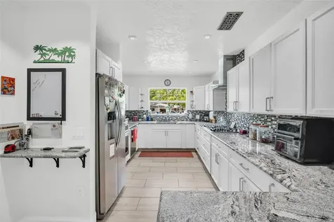 2796 Forest Parkway S Largo FL 33771
