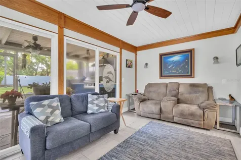 2796 Forest Parkway S Largo FL 33771