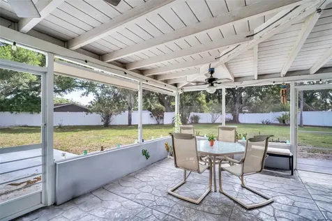 2796 Forest Parkway S Largo FL 33771