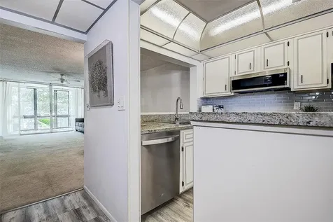 12300 Vonn Road Largo FL 33774