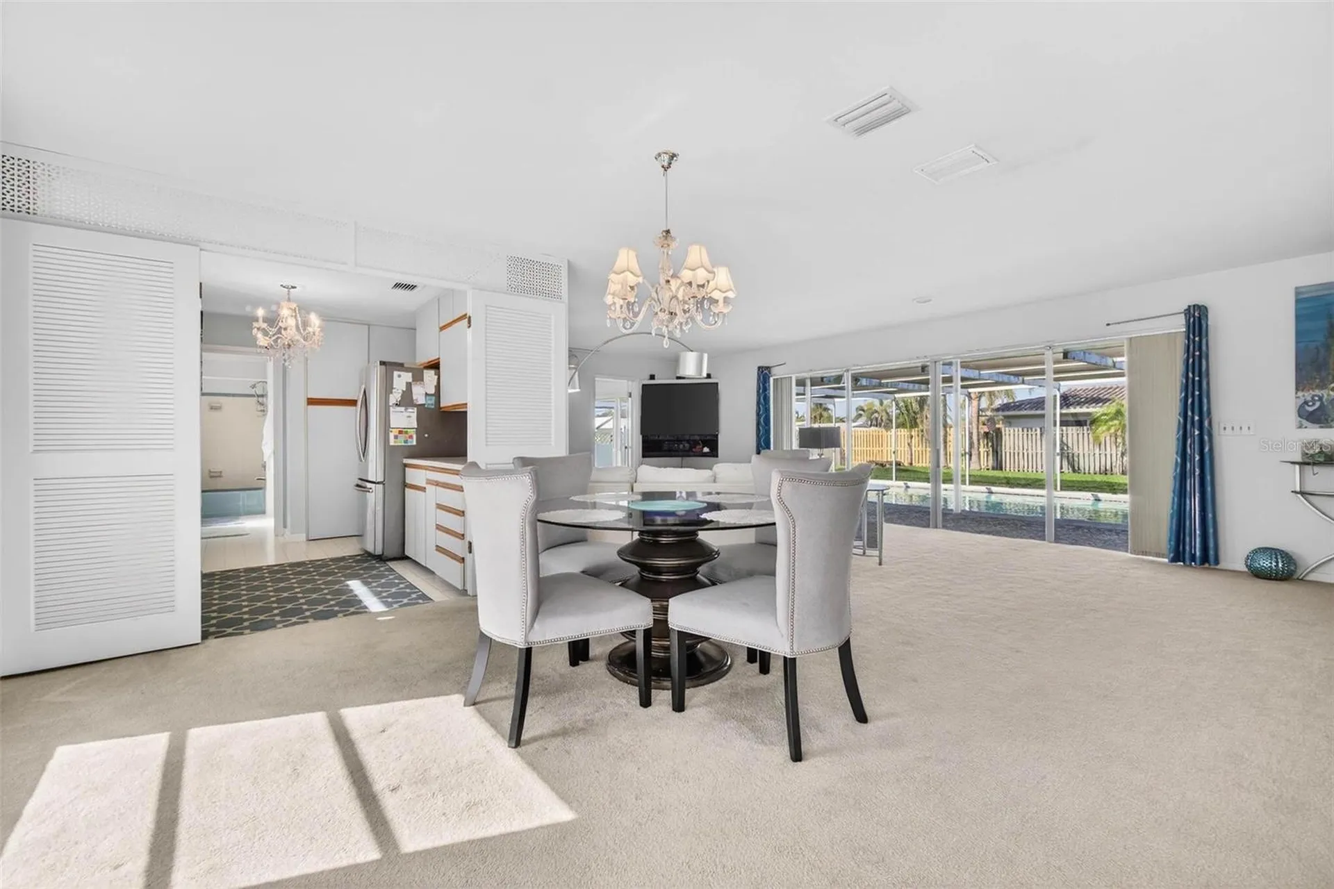 10100 Commodore Drive Seminole FL 33776