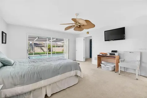 10100 Commodore Drive Seminole FL 33776