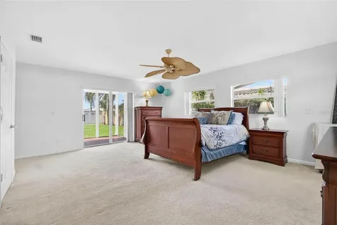 10100 Commodore Drive Seminole FL 33776