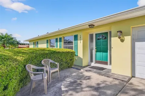 10100 Commodore Drive Seminole FL 33776