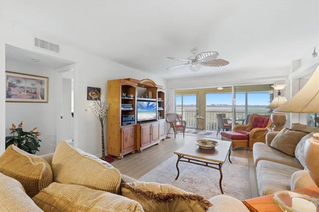 1323 Perico Point Circle Bradenton FL 34209