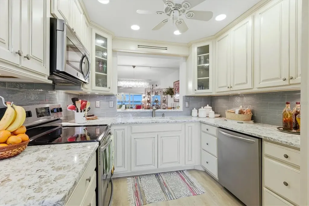 1323 Perico Point Circle Bradenton FL 34209