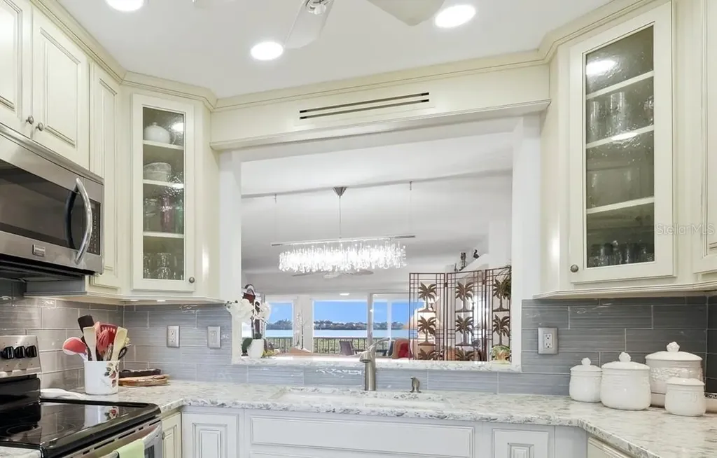 1323 Perico Point Circle Bradenton FL 34209