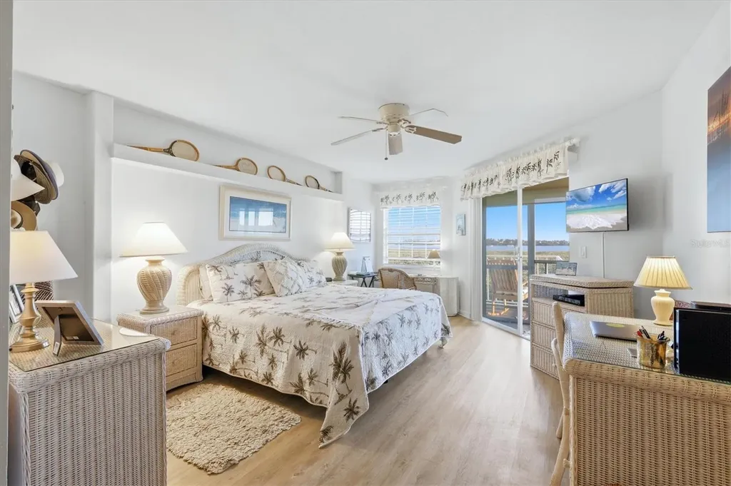 1323 Perico Point Circle Bradenton FL 34209