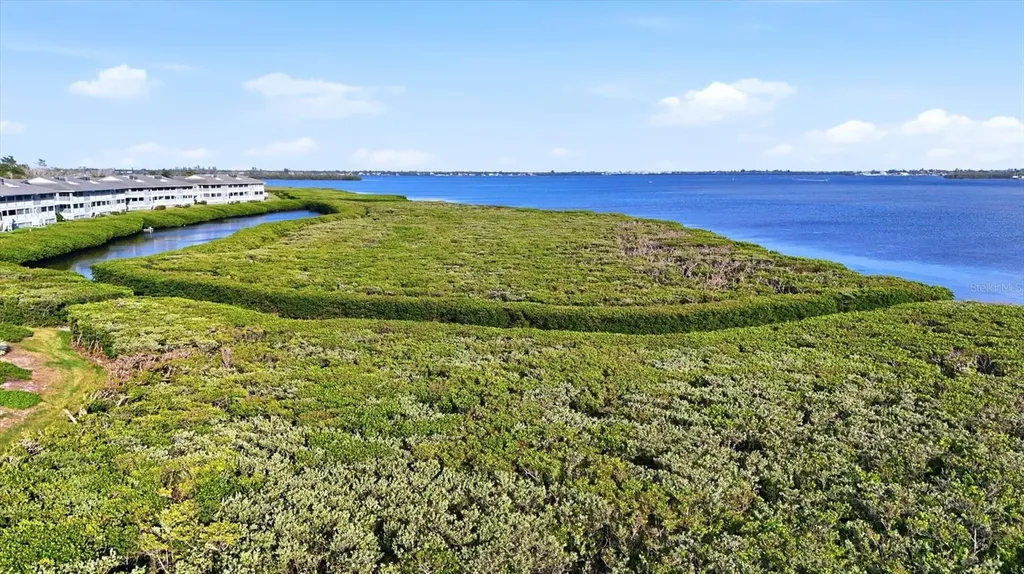 1323 Perico Point Circle Bradenton FL 34209