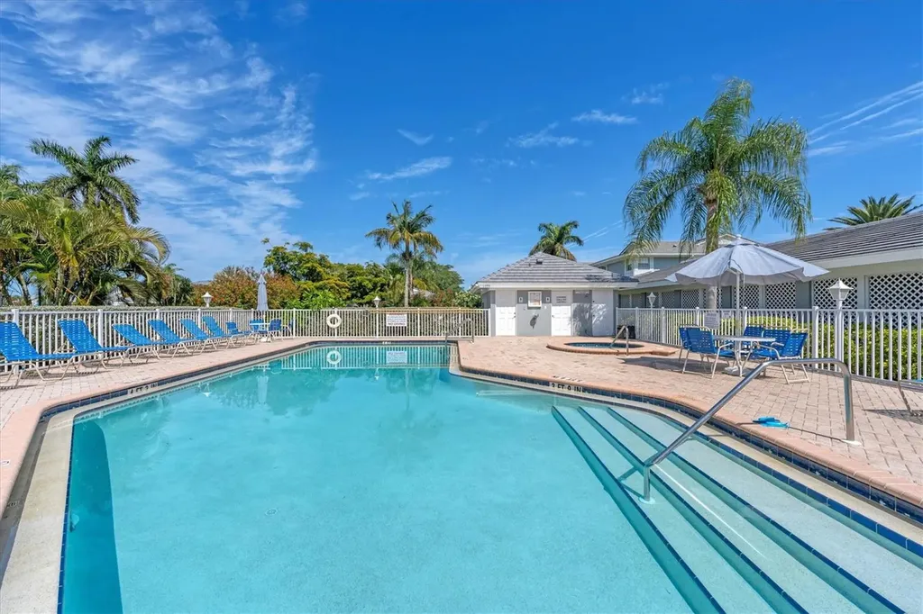 1323 Perico Point Circle Bradenton FL 34209
