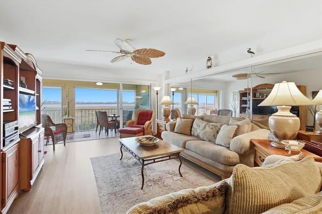 1323 Perico Point Circle Bradenton FL 34209