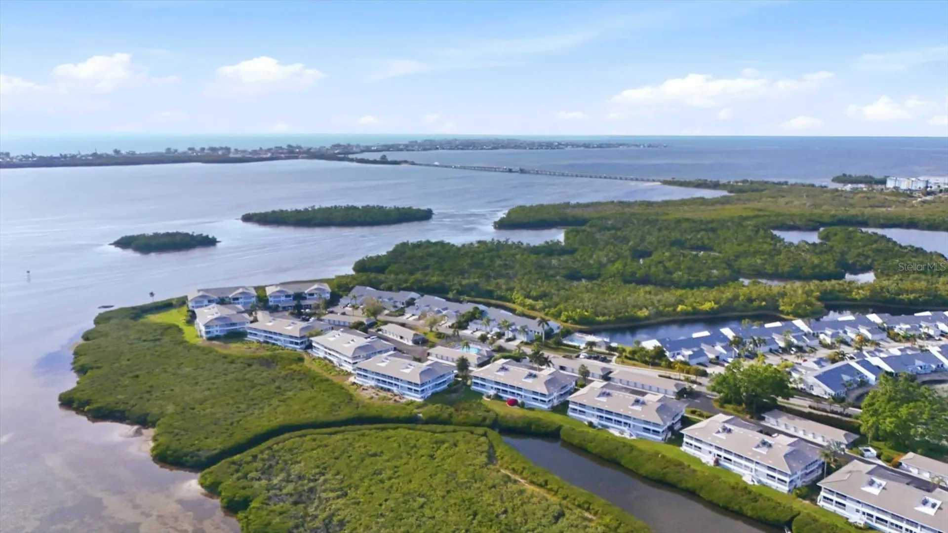 1323 Perico Point Circle Bradenton FL 34209