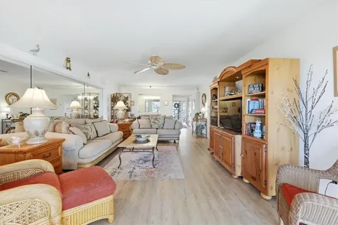 1323 Perico Point Circle Bradenton FL 34209