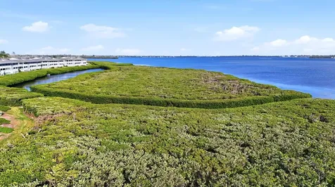 1323 Perico Point Circle Bradenton FL 34209