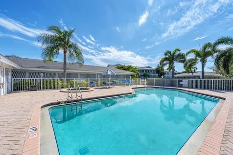 1323 Perico Point Circle Bradenton FL 34209
