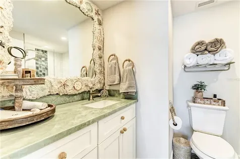 1 Benjamin Franklin Drive Sarasota FL 34236