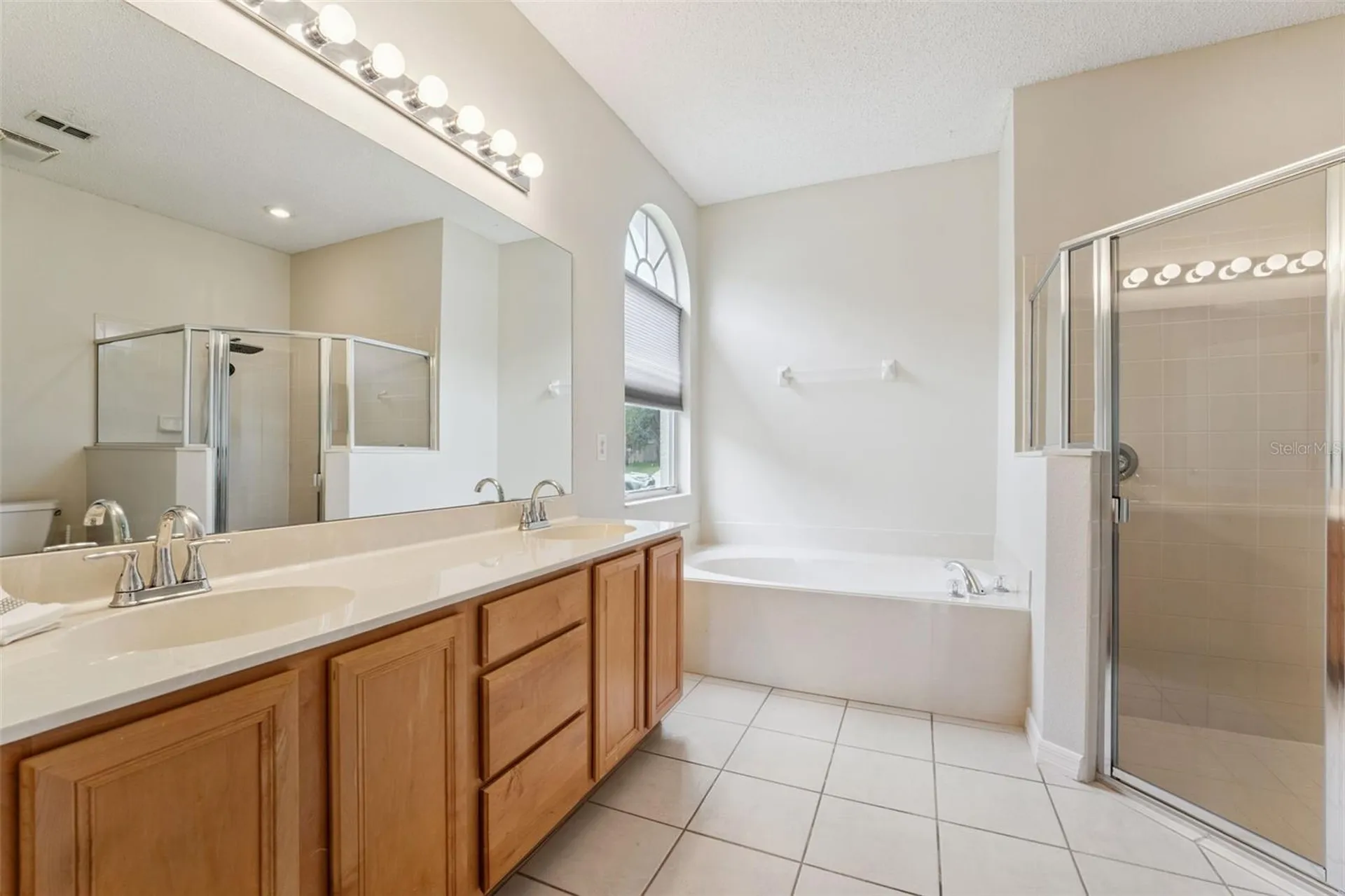 1109 Royal Saint George Drive Orlando FL 32828