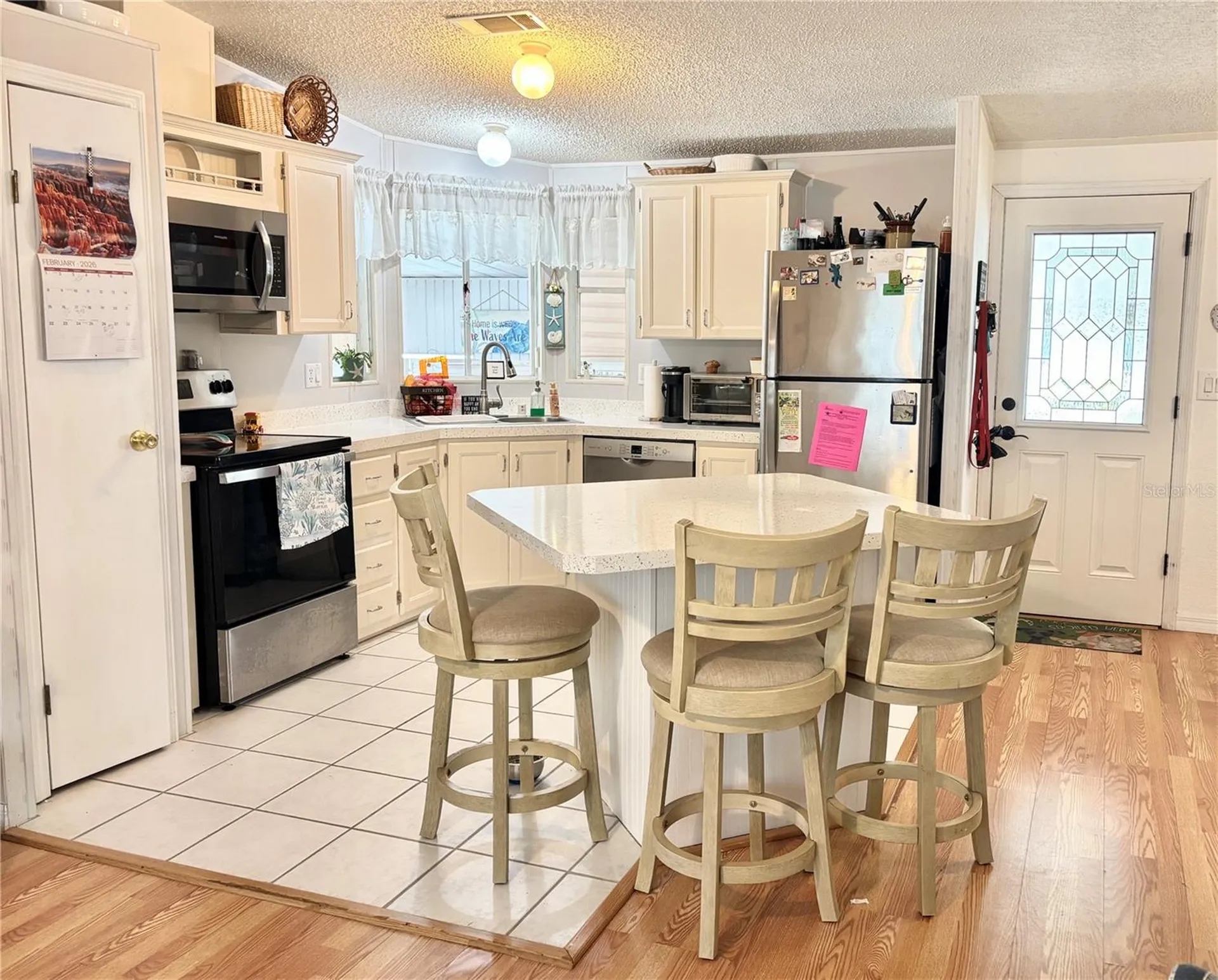 102 Americana Court NE St Petersburg FL 33702