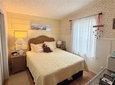102 Americana Court NE St Petersburg FL 33702
