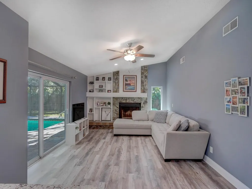 2988 Pinewood Run Palm Harbor FL 34684