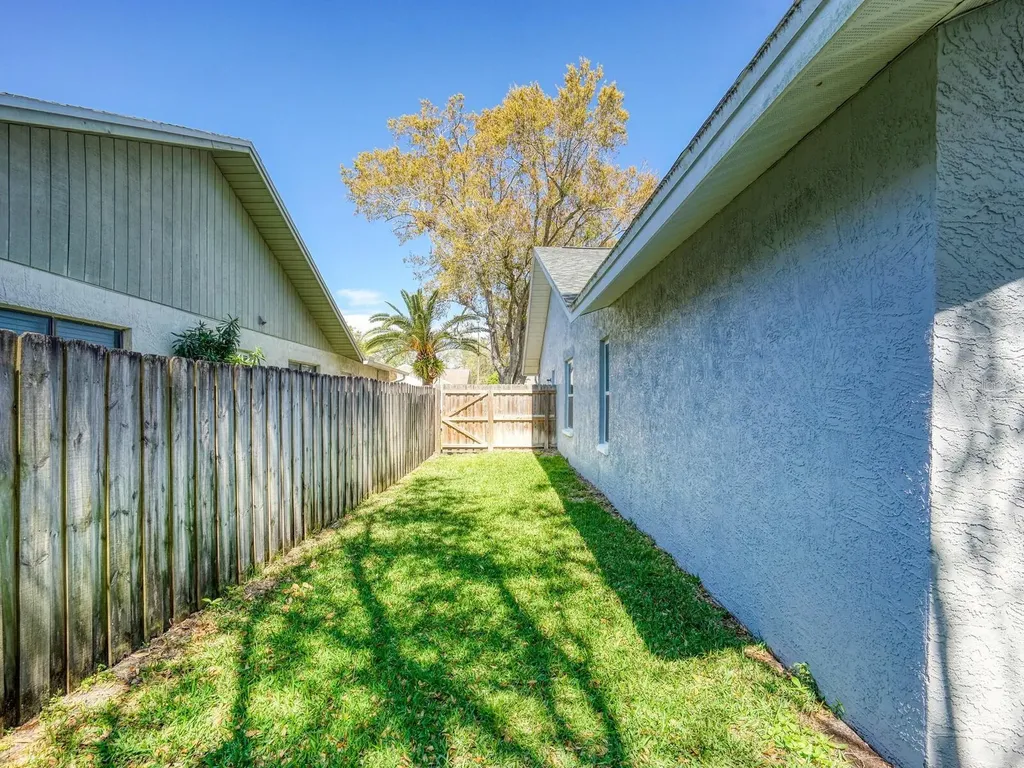 2988 Pinewood Run Palm Harbor FL 34684