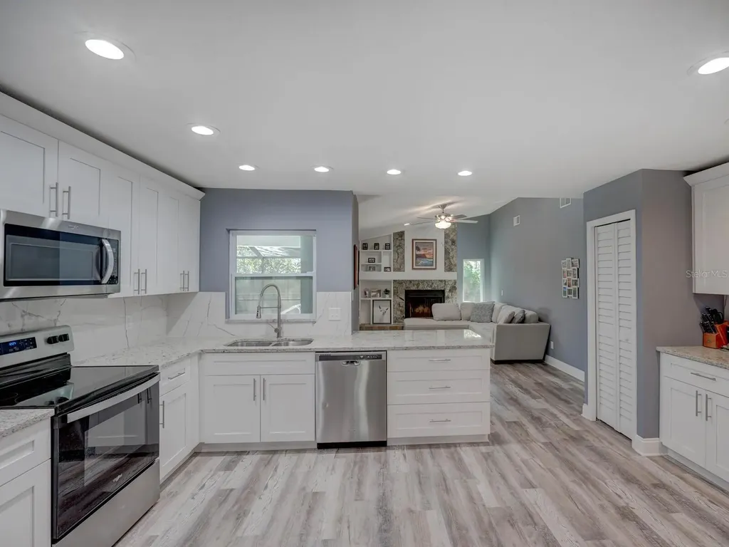 2988 Pinewood Run Palm Harbor FL 34684